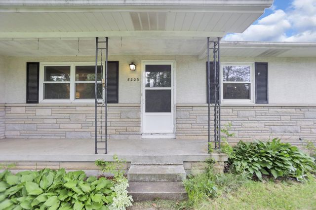 5203 Blair Avenue, Canal Winchester, OH 43110