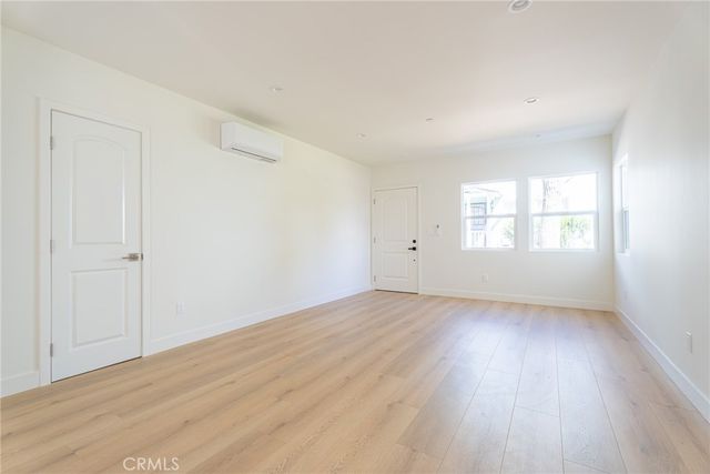 1065 E Spazier 101, Burbank, CA 91502