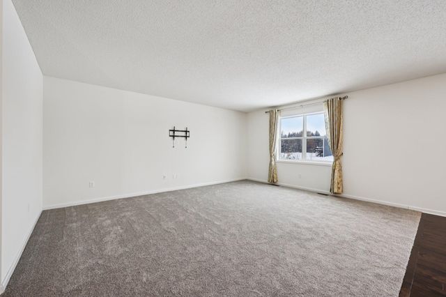 1442 Pebble Beach Drive, Woodbury, MN 55129