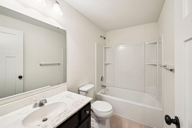 1442 Pebble Beach Drive, Woodbury, MN 55129