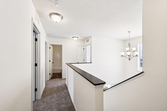 1442 Pebble Beach Drive, Woodbury, MN 55129