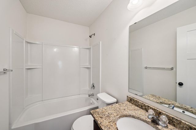 1442 Pebble Beach Drive, Woodbury, MN 55129