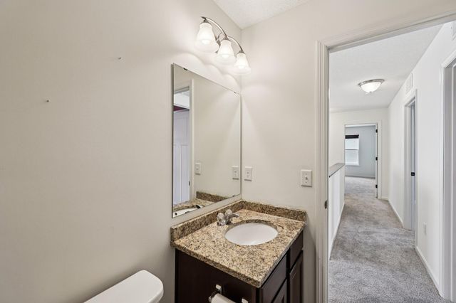 1442 Pebble Beach Drive, Woodbury, MN 55129