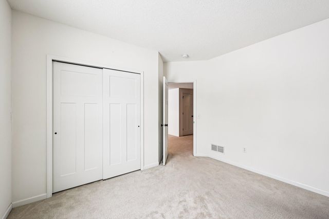 1442 Pebble Beach Drive, Woodbury, MN 55129