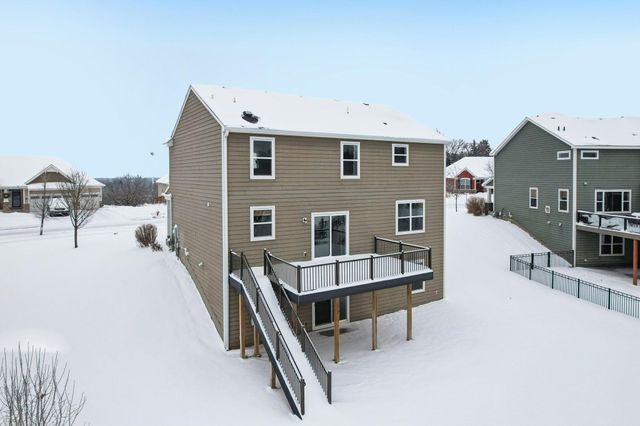 1442 Pebble Beach Drive, Woodbury, MN 55129