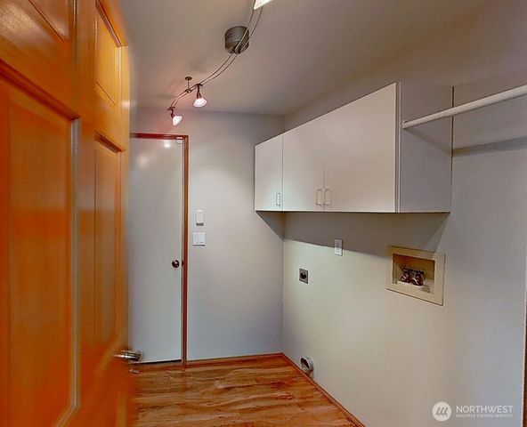 9544 Corvette Court, Lacey, WA 98516