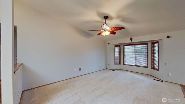 9544 Corvette Court, Lacey, WA 98516