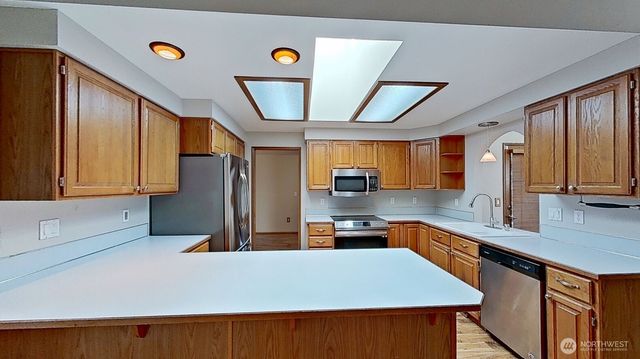 9544 Corvette Court, Lacey, WA 98516