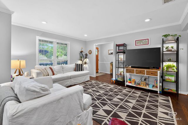 404 Pine Court, Mobile, AL 36608