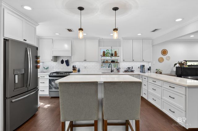 404 Pine Court, Mobile, AL 36608