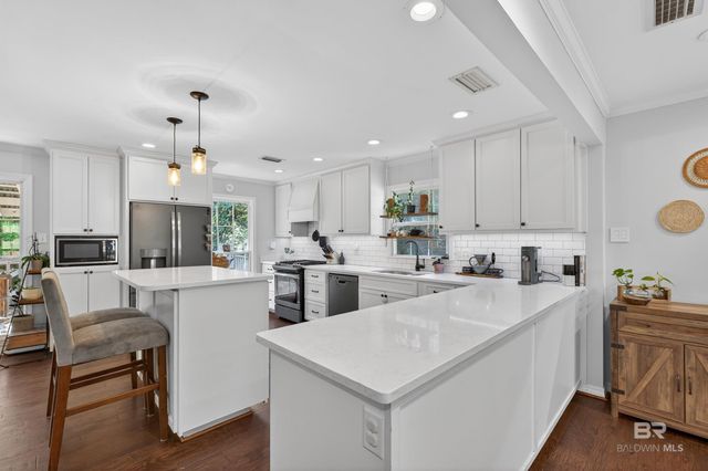 404 Pine Court, Mobile, AL 36608