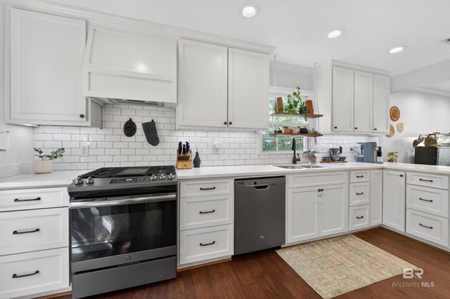 404 Pine Court, Mobile, AL 36608