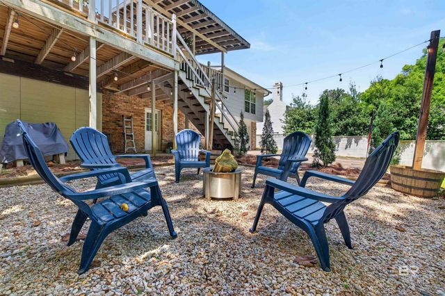 404 Pine Court, Mobile, AL 36608