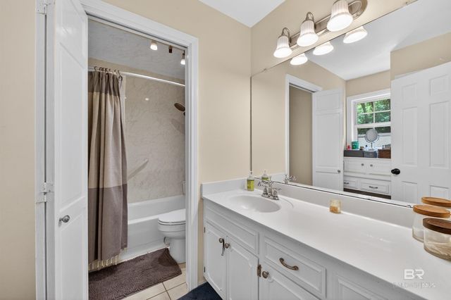 404 Pine Court, Mobile, AL 36608