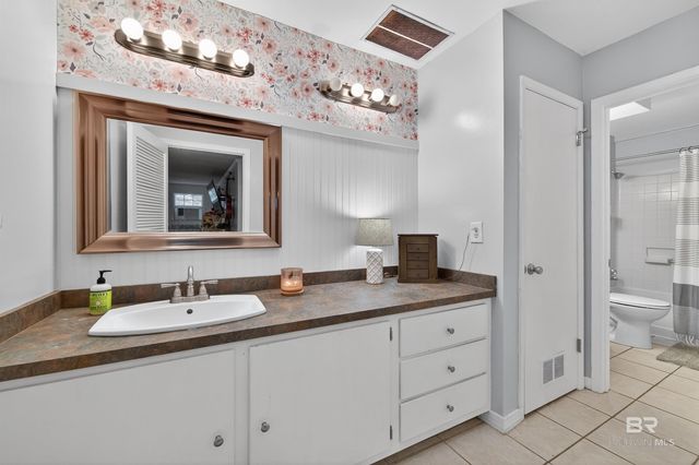 404 Pine Court, Mobile, AL 36608