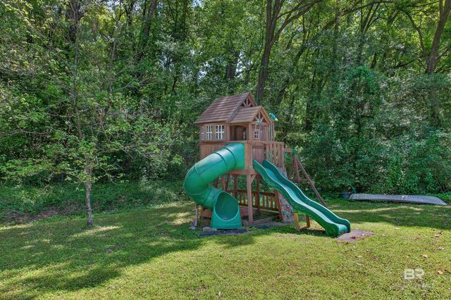 404 Pine Court, Mobile, AL 36608