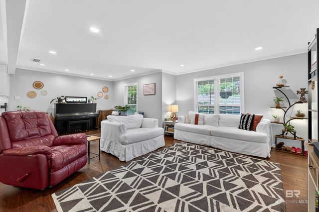404 Pine Court, Mobile, AL 36608