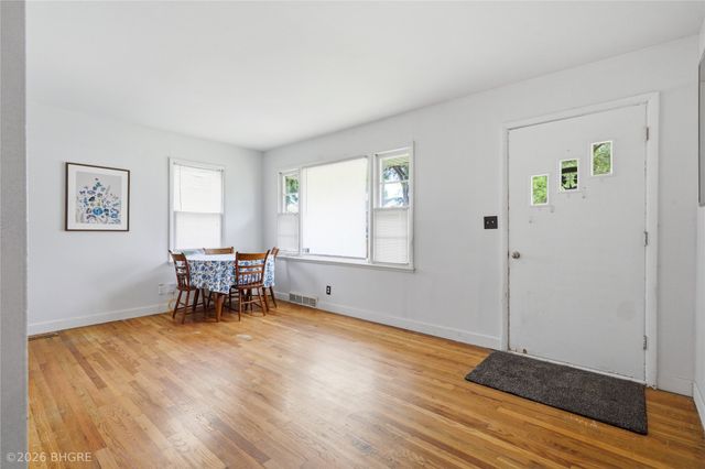 1334 Wade Street, Des Moines, IA 50315