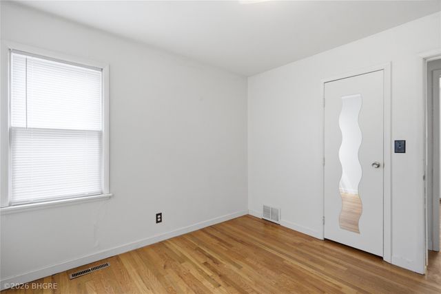 1334 Wade Street, Des Moines, IA 50315