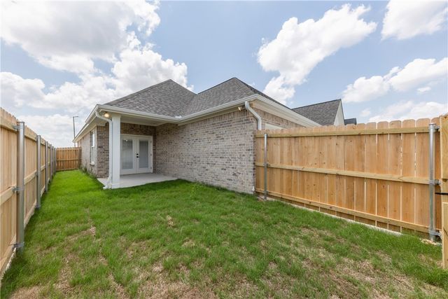 865 Double Mountain Road, College Station, TX 77845