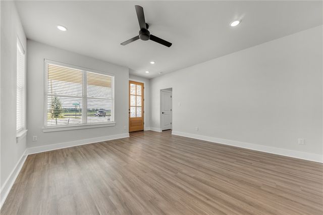 865 Double Mountain Road, College Station, TX 77845