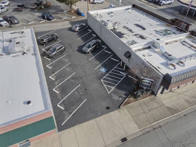 206 NE 7th Street, Grants Pass, OR 97526