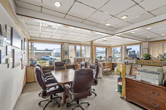 206 NE 7th Street, Grants Pass, OR 97526