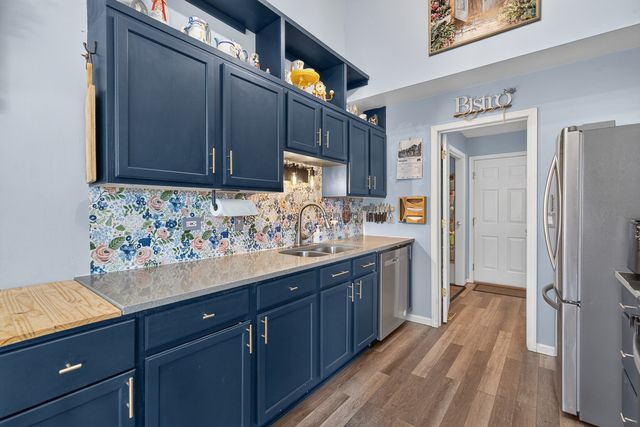 11199 Douglas Avenue, Huntley, IL 60142