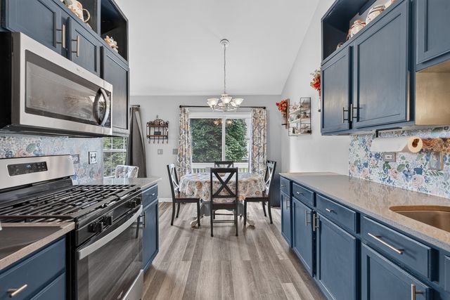 11199 Douglas Avenue, Huntley, IL 60142