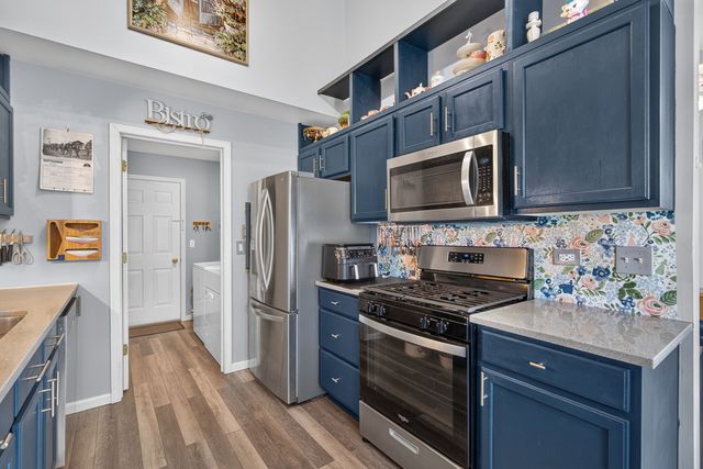 11199 Douglas Avenue, Huntley, IL 60142