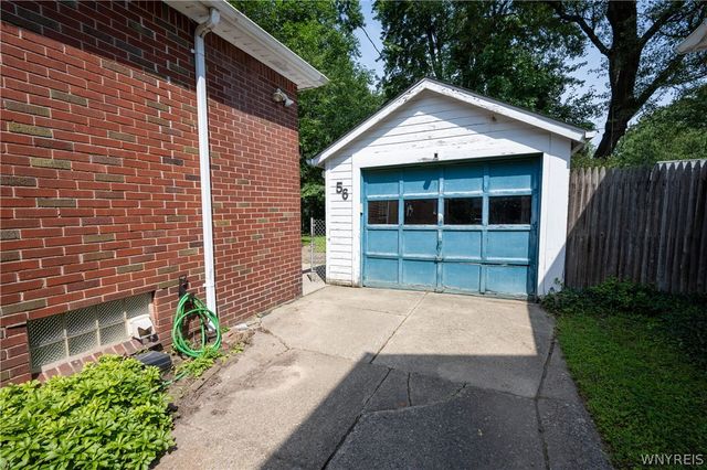 56 University Court, Amherst, NY 14226