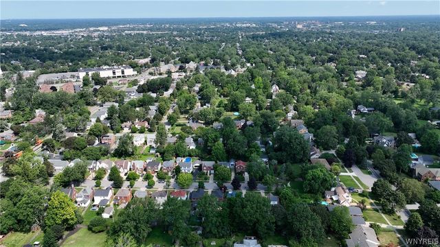 56 University Court, Amherst, NY 14226