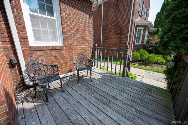 56 University Court, Amherst, NY 14226