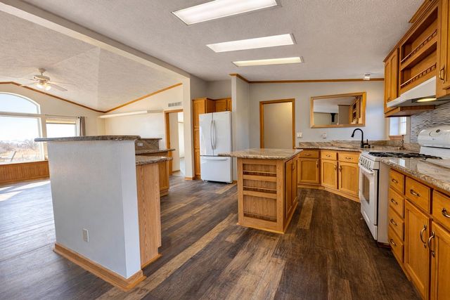 9556 3160 Road, Hotchkiss, CO 81419
