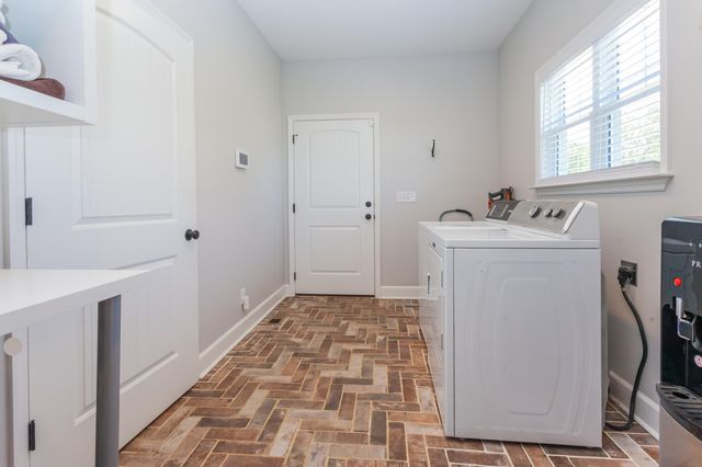 691 Hughes Road SE, Cleveland, TN 37323