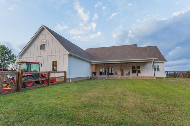 691 Hughes Road SE, Cleveland, TN 37323