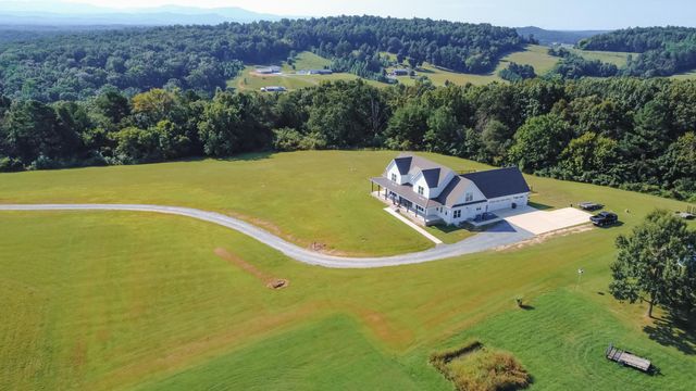 691 Hughes Road SE, Cleveland, TN 37323