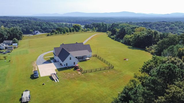 691 Hughes Road SE, Cleveland, TN 37323