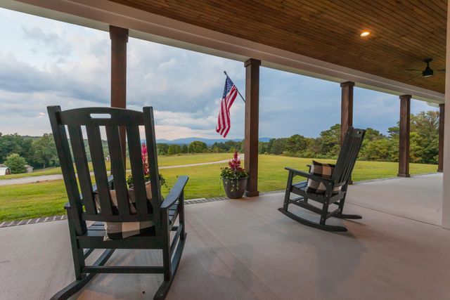 691 Hughes Road SE, Cleveland, TN 37323