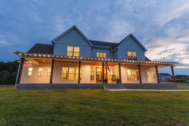 691 Hughes Road SE, Cleveland, TN 37323