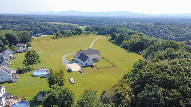 691 Hughes Road SE, Cleveland, TN 37323