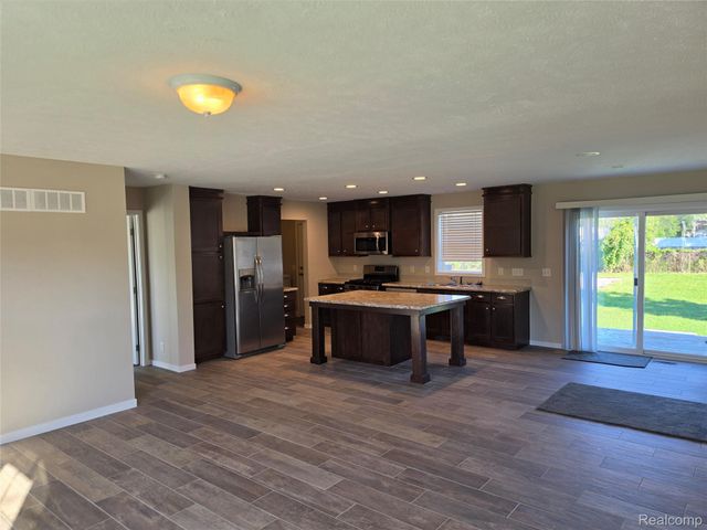 29218 Bock Street, Garden City, MI 48135
