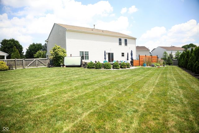 10811 Kaplan Court, Fishers, IN 46038