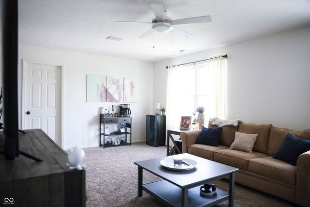 10811 Kaplan Court, Fishers, IN 46038