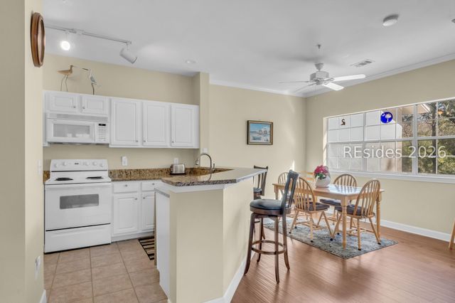 4 Indigo Run Dr Apt 1911, Hilton Head Island, SC 29926