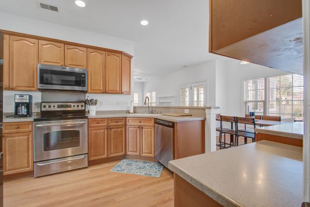 9258 Markleys Grove Boulevard, Summerville, SC 29485