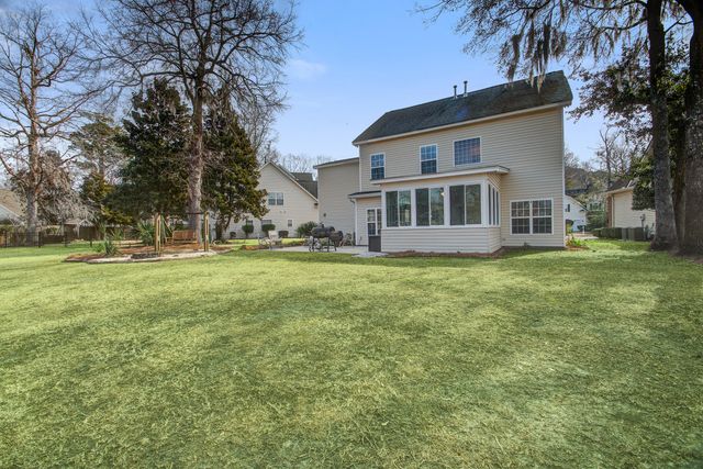 9258 Markleys Grove Boulevard, Summerville, SC 29485