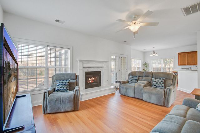 9258 Markleys Grove Boulevard, Summerville, SC 29485