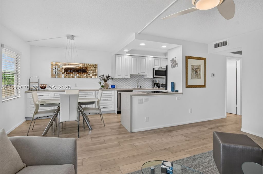 3052 Guildford C 3052, Boca Raton, FL 33434