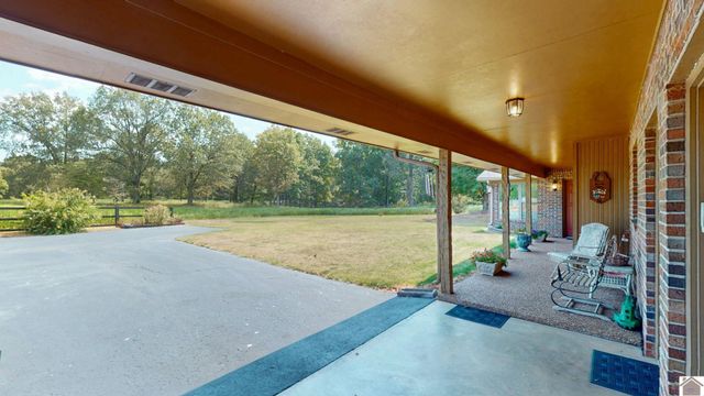 7146 Kirksey Road, Benton, KY 42025